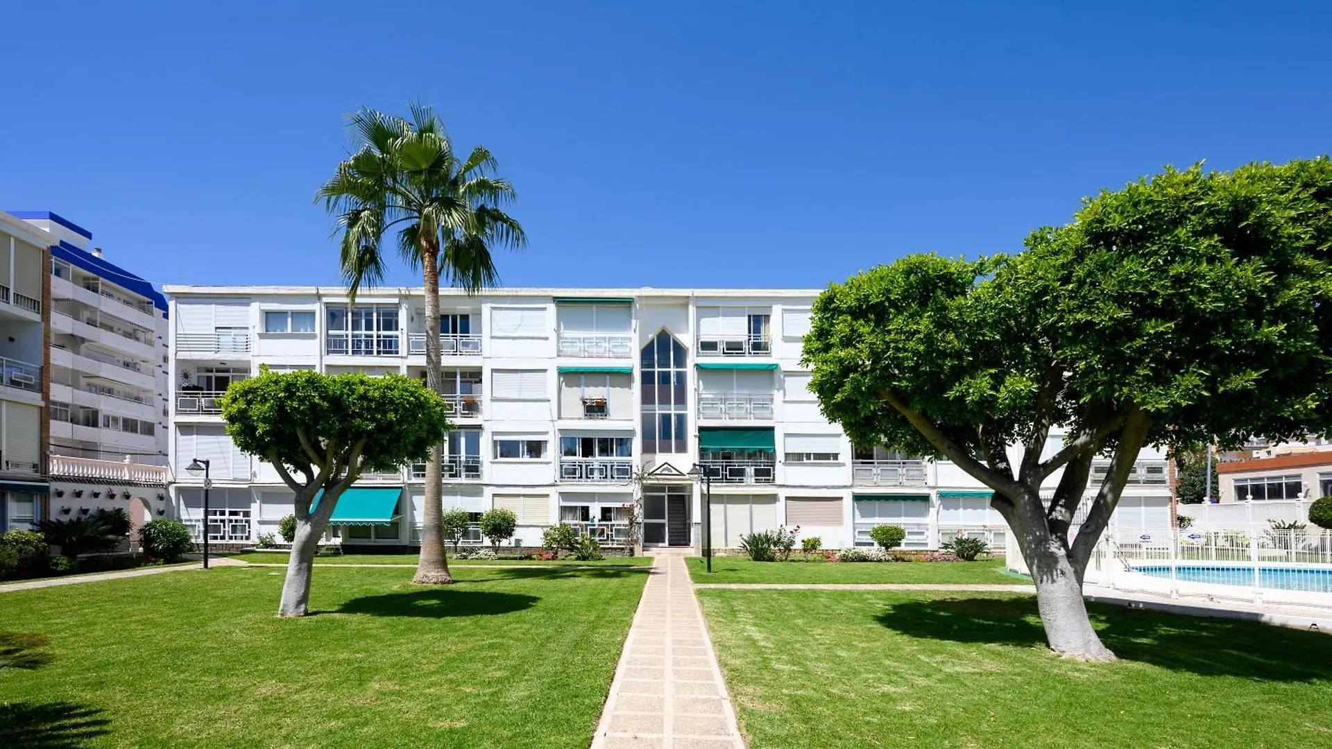 Sea View Apartment Benalmadena 0*,